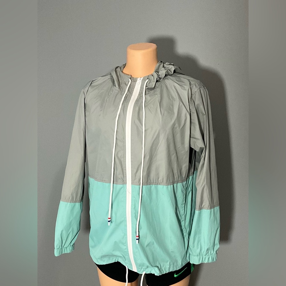 Meaveor windbreaker Nylon women’s size l aqua /grey full zip.